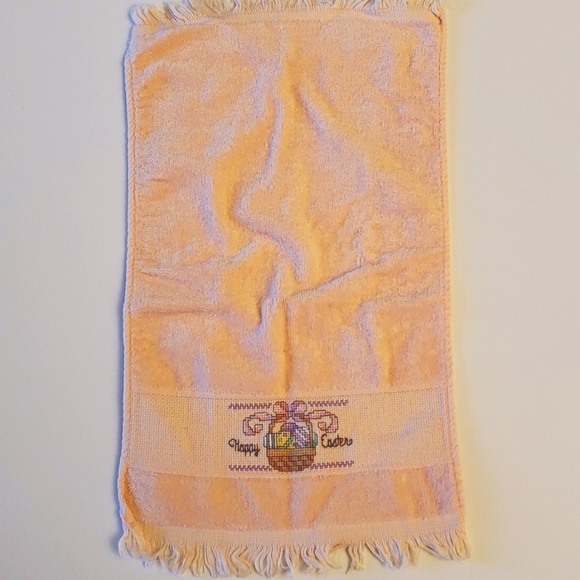 Hand Embroidered Tea Towels, set of 16 holiday/seasonal - Picture 8 of 16